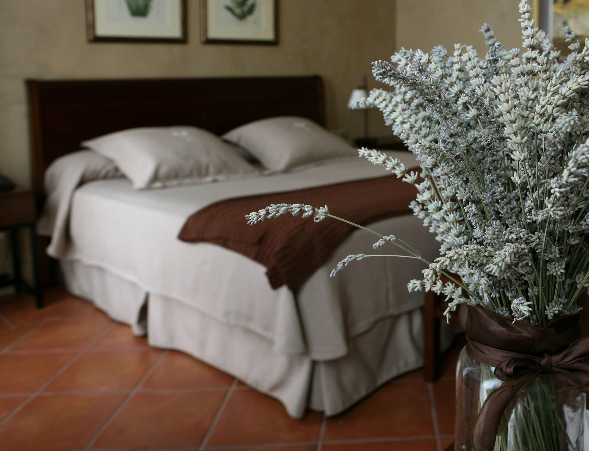 Bremon Boutique Hotel By Duquessa Hotel Collection Кардона Экстерьер фото