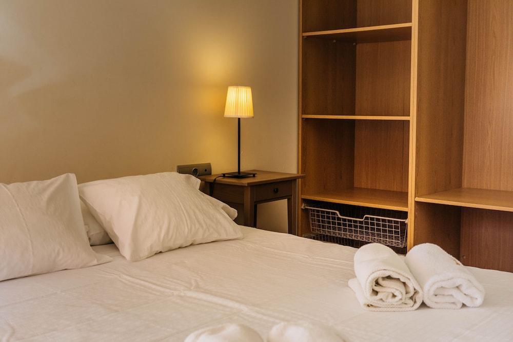 Bremon Boutique Hotel By Duquessa Hotel Collection Кардона Экстерьер фото