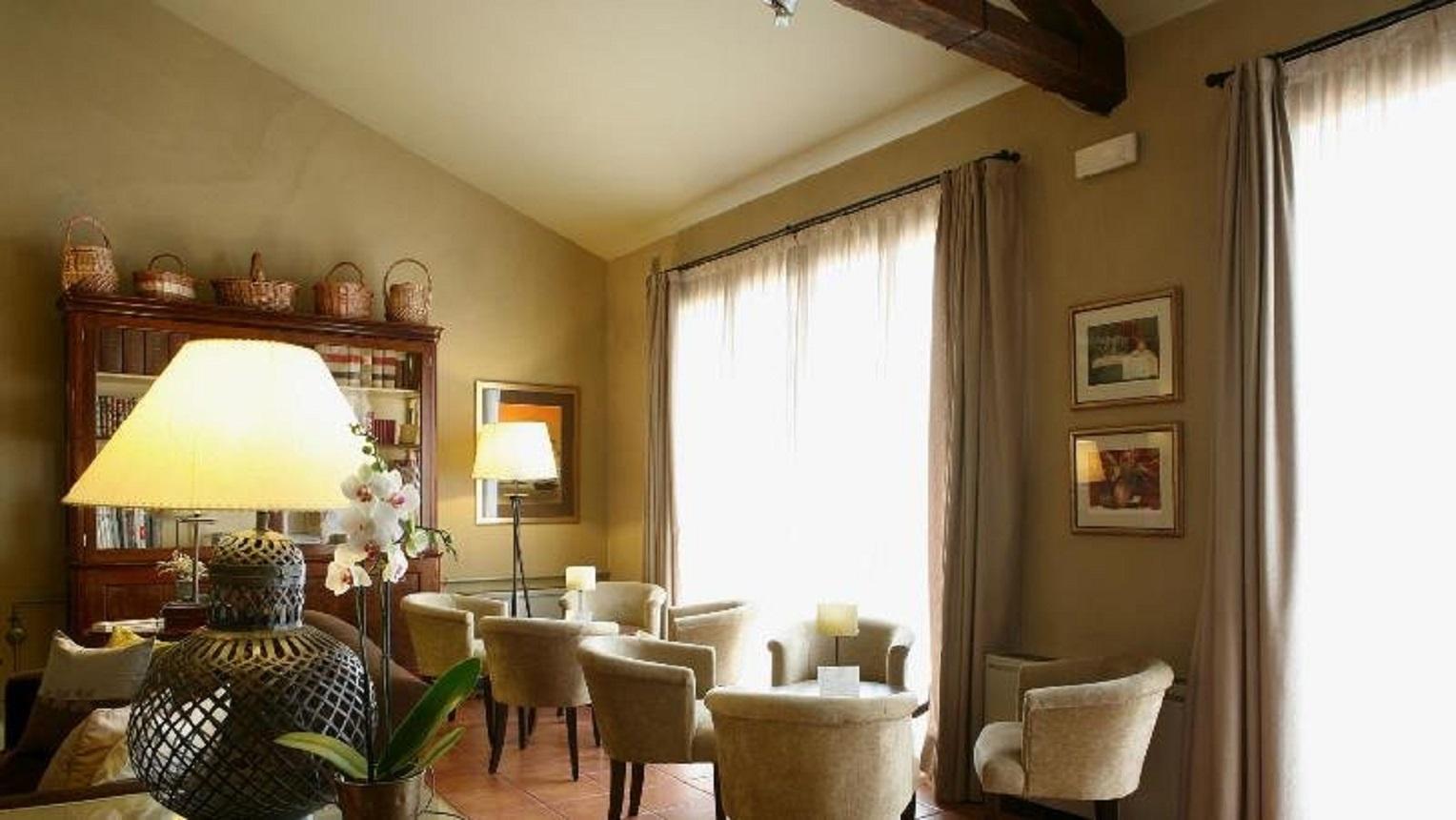 Bremon Boutique Hotel By Duquessa Hotel Collection Кардона Экстерьер фото