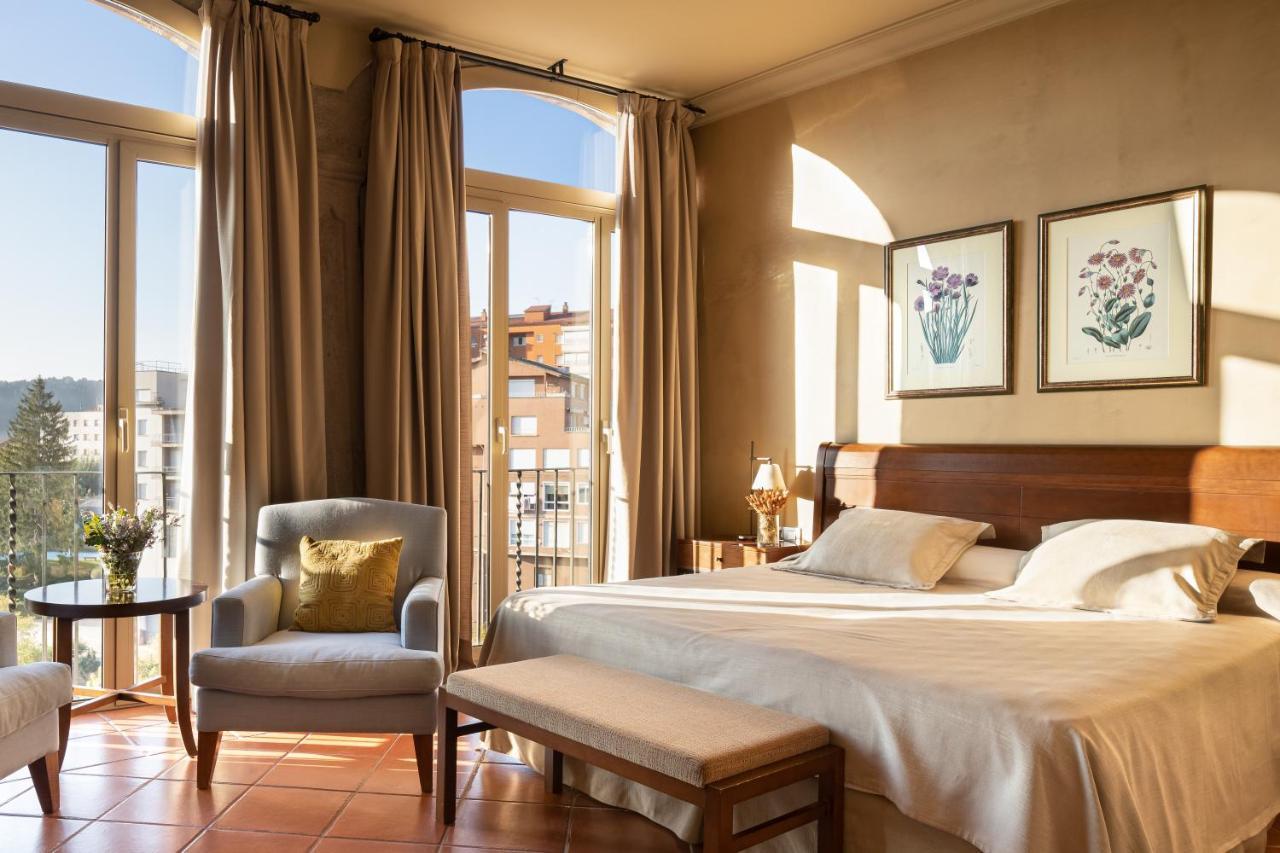 Bremon Boutique Hotel By Duquessa Hotel Collection Кардона Экстерьер фото
