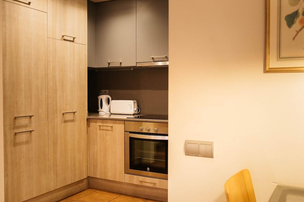 Bremon Boutique Hotel By Duquessa Hotel Collection Кардона Экстерьер фото